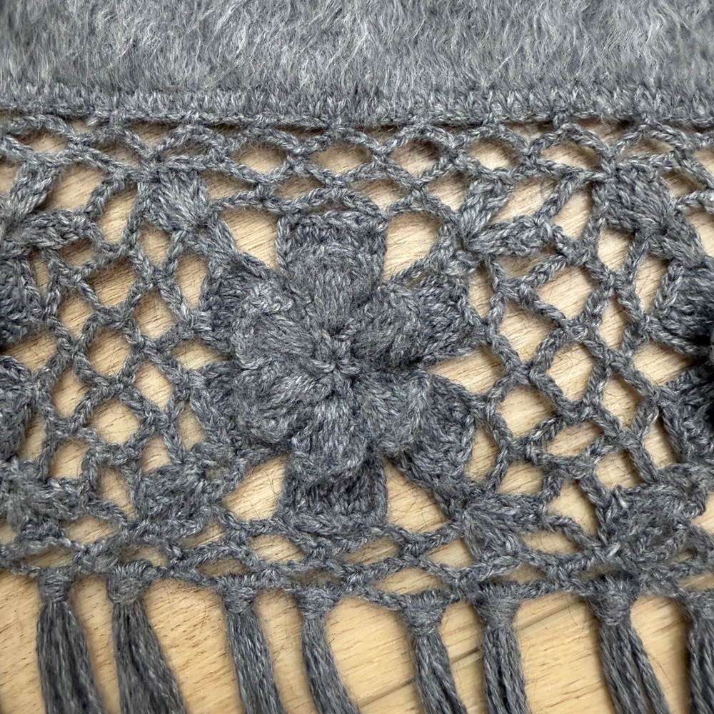 Alpaca Camargo Gray Alpaca Wool Scarf Crochet Floral Fringe Scandi Lagenlook Big - Picture 3 of 12